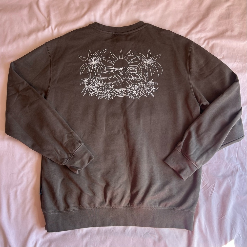 Quiksilver Graphic Crewneck Sweatshirt – Size Medium